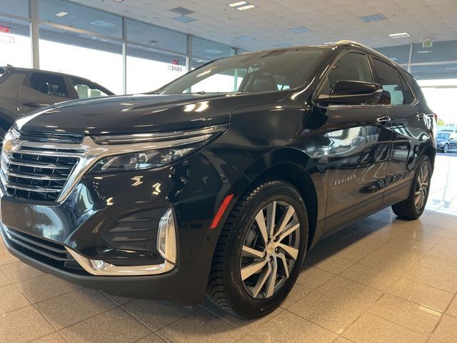 Chevrolet Equinox Vehicle Full-screen Gallery Image 16