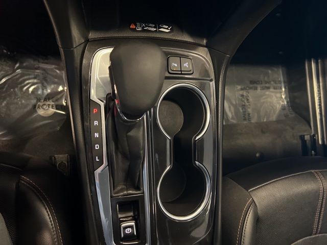 Chevrolet Equinox Vehicle Full-screen Gallery Image 29