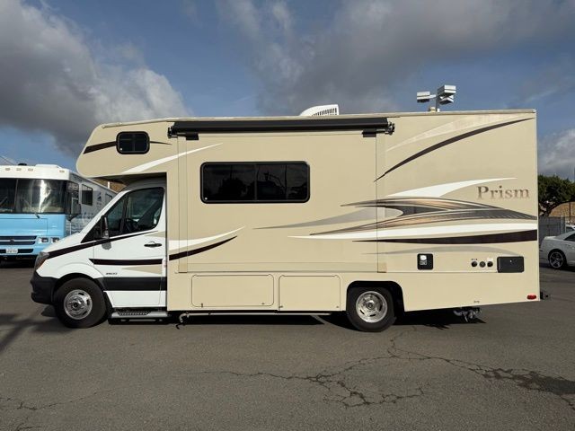 Mercedes-Benz Sprinter Chassis-Cabs Vehicle Full-screen Gallery Image 07