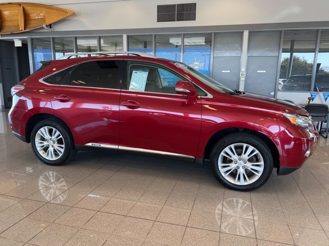 Lexus RX 450h Vehicle Full-screen Gallery Image 04