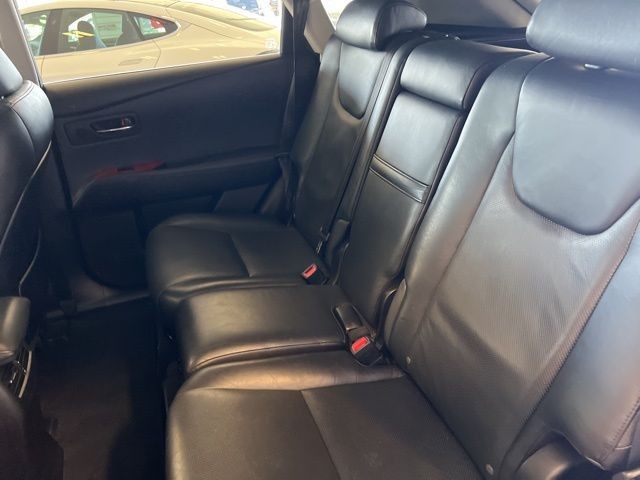 Lexus RX 450h Vehicle Full-screen Gallery Image 21
