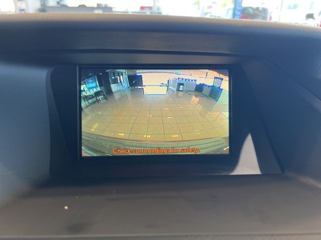 Lexus RX 450h Vehicle Full-screen Gallery Image 32
