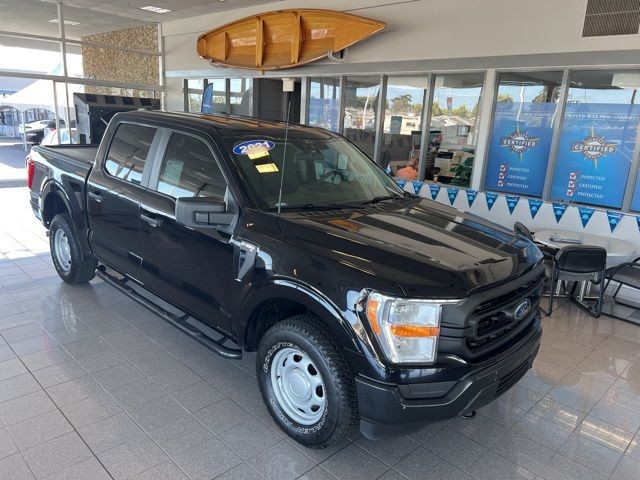 Ford F-150 Vehicle Full-screen Gallery Image 02