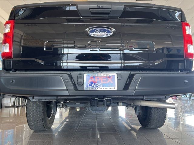 Ford F-150 Vehicle Full-screen Gallery Image 08