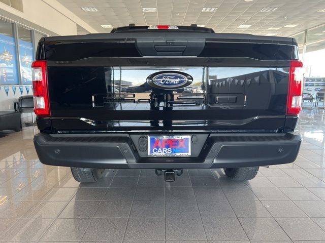 Ford F-150 Vehicle Full-screen Gallery Image 09
