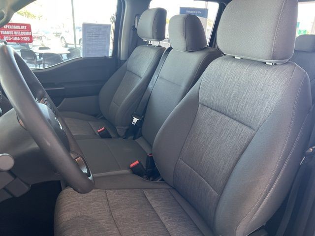Ford F-150 Vehicle Full-screen Gallery Image 21