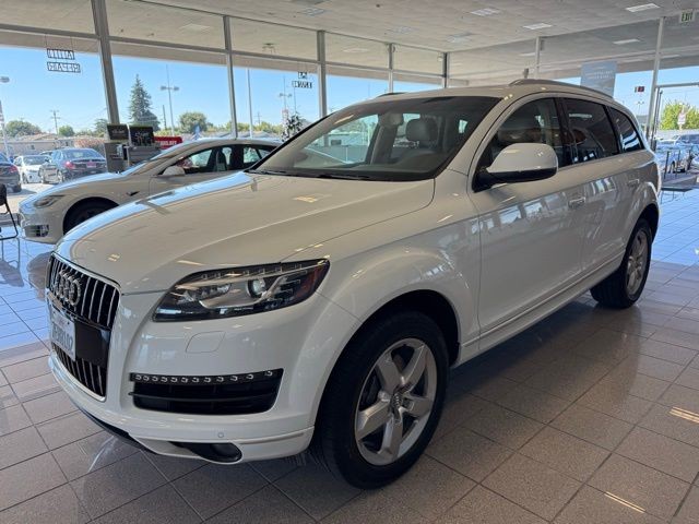 Audi Q7 Vehicle Full-screen Gallery Image 06