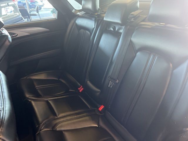 Lincoln MKZ Vehicle Full-screen Gallery Image 19