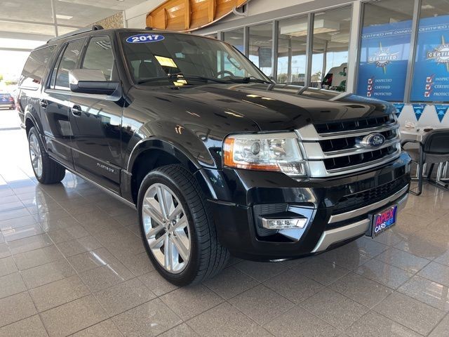 Ford Expedition EL Vehicle Full-screen Gallery Image 03
