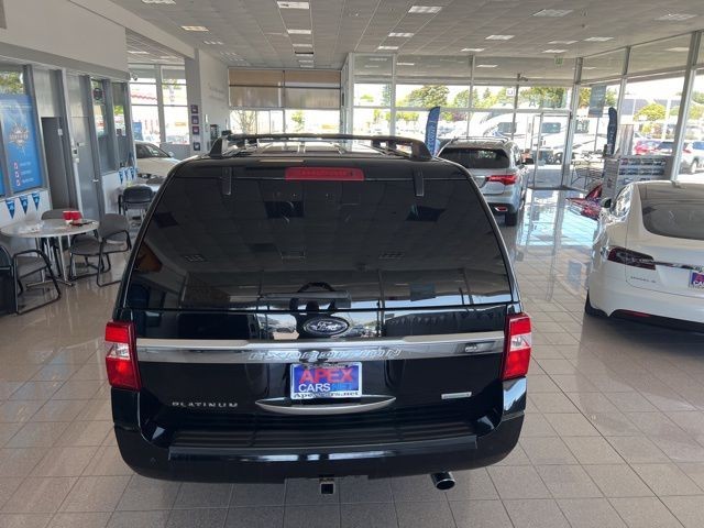 Ford Expedition EL Vehicle Full-screen Gallery Image 10