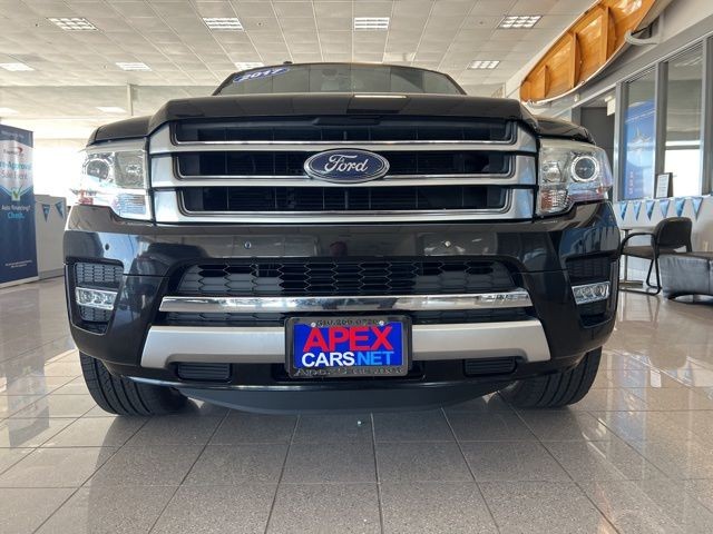 Ford Expedition EL Vehicle Full-screen Gallery Image 17