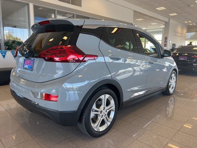 Chevrolet Bolt EV Vehicle Full-screen Gallery Image 05