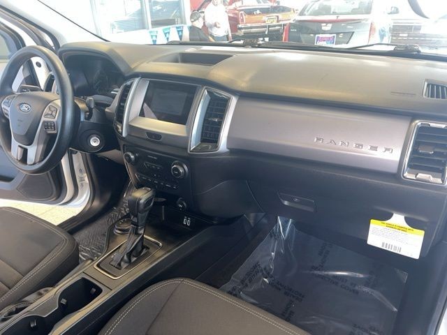 Ford Ranger Vehicle Full-screen Gallery Image 21