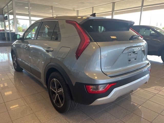 Kia Niro Vehicle Full-screen Gallery Image 11