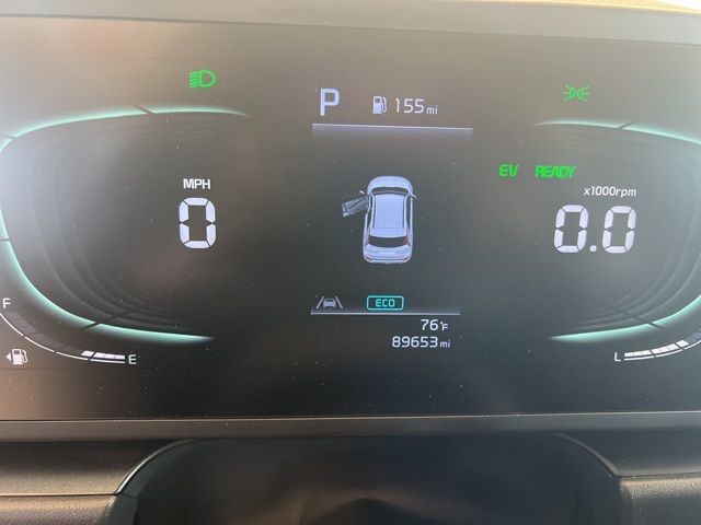 Kia Niro Vehicle Full-screen Gallery Image 26