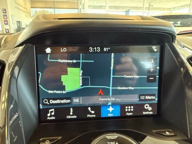 Ford Escape Vehicle Full-screen Gallery Image 15