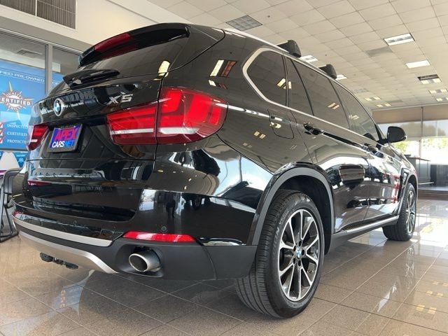 BMW X5 Vehicle Full-screen Gallery Image 07