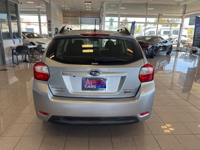 Subaru Impreza Wagon Vehicle Full-screen Gallery Image 08