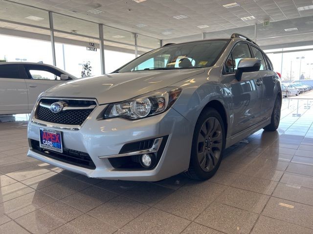 Subaru Impreza Wagon Vehicle Full-screen Gallery Image 16