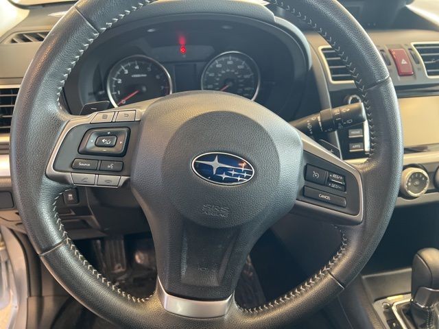 Subaru Impreza Wagon Vehicle Full-screen Gallery Image 24