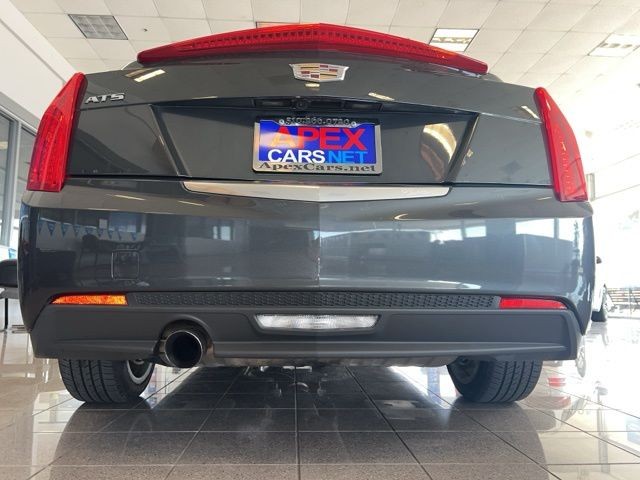 Cadillac ATS Sedan Vehicle Full-screen Gallery Image 10