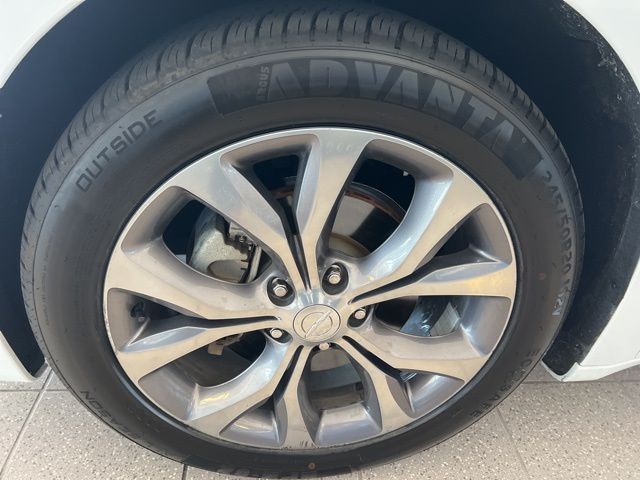 Chrysler Pacifica Vehicle Full-screen Gallery Image 39