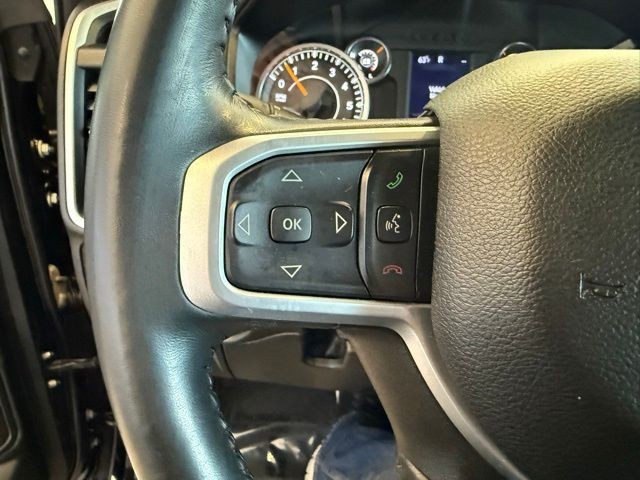 Ram 1500 Vehicle Full-screen Gallery Image 18