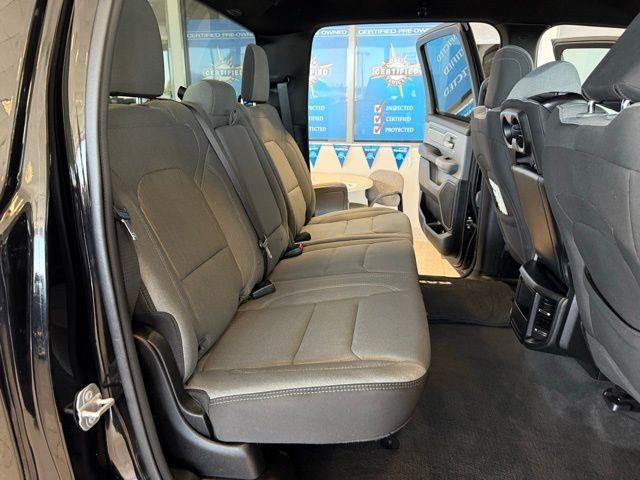 Ram 1500 Vehicle Full-screen Gallery Image 25