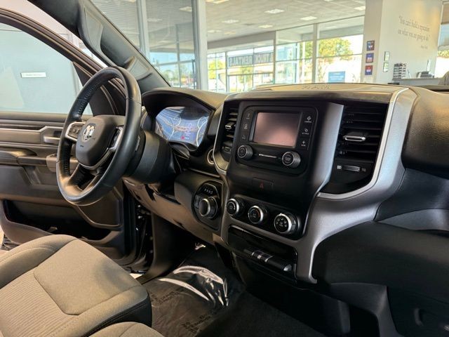 Ram 1500 Vehicle Full-screen Gallery Image 29