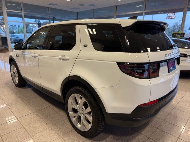 Land Rover Discovery Sport Vehicle Full-screen Gallery Image 05