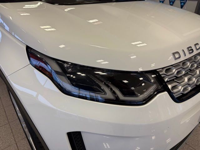 Land Rover Discovery Sport Vehicle Full-screen Gallery Image 09