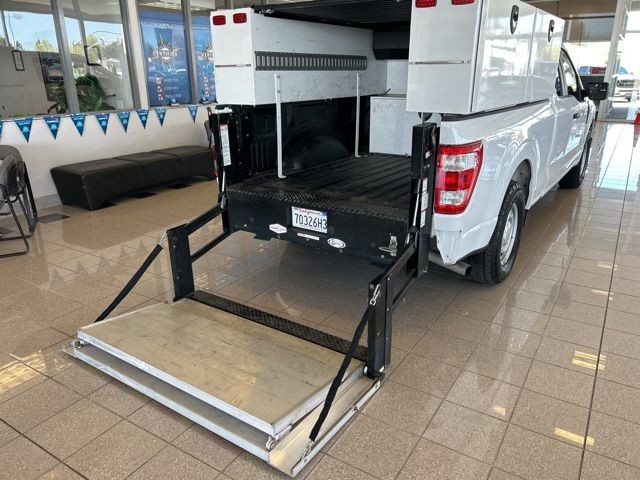 Ford F-150 Vehicle Full-screen Gallery Image 13