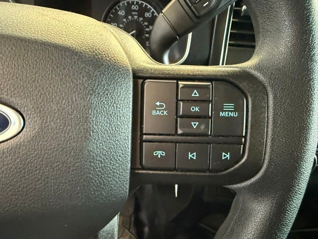 Ford F-150 Vehicle Full-screen Gallery Image 27