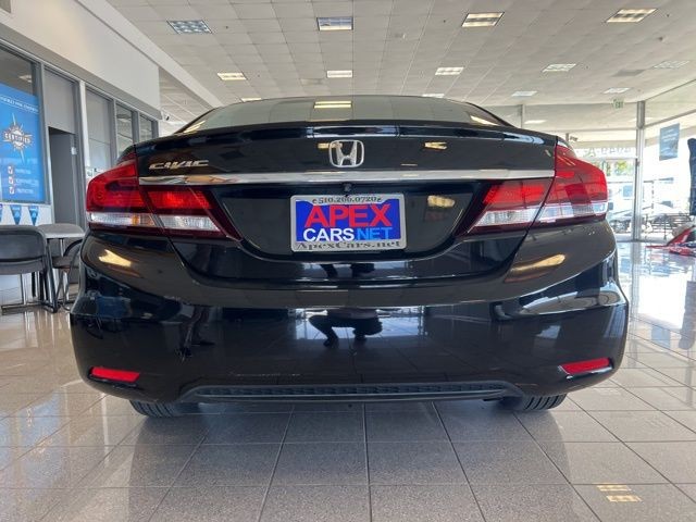 Honda Civic Sedan Vehicle Full-screen Gallery Image 08