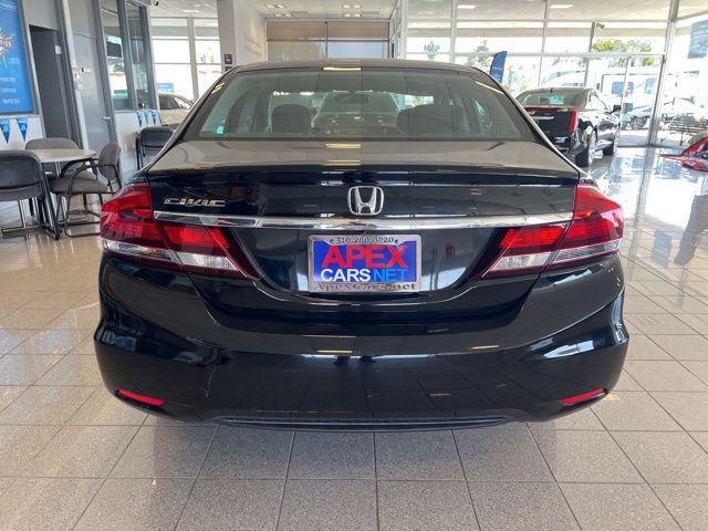 Honda Civic Sedan Vehicle Full-screen Gallery Image 09
