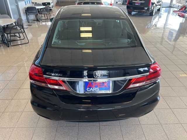 Honda Civic Sedan Vehicle Full-screen Gallery Image 10