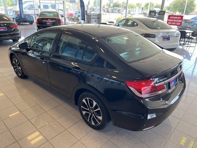 Honda Civic Sedan Vehicle Full-screen Gallery Image 12