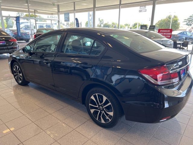 Honda Civic Sedan Vehicle Full-screen Gallery Image 13
