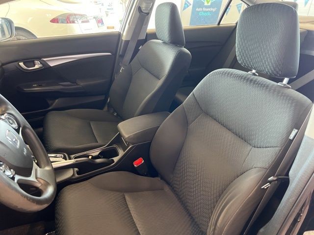 Honda Civic Sedan Vehicle Full-screen Gallery Image 21