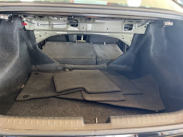 Honda Civic Sedan Vehicle Full-screen Gallery Image 23
