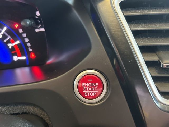 Honda Civic Sedan Vehicle Full-screen Gallery Image 35