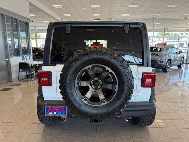 Jeep Wrangler Unlimited Vehicle Full-screen Gallery Image 04