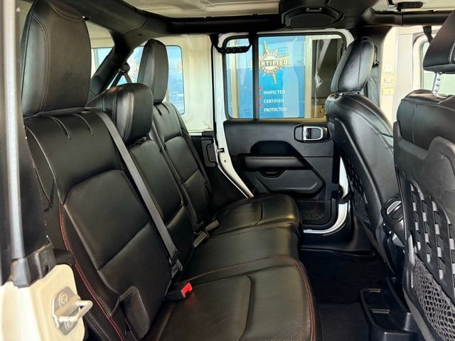 Jeep Wrangler Unlimited Vehicle Full-screen Gallery Image 23