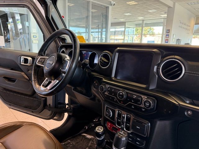 Jeep Wrangler Vehicle Full-screen Gallery Image 29