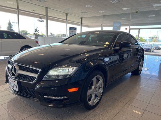 Mercedes-Benz CLS-Class Vehicle Full-screen Gallery Image 20
