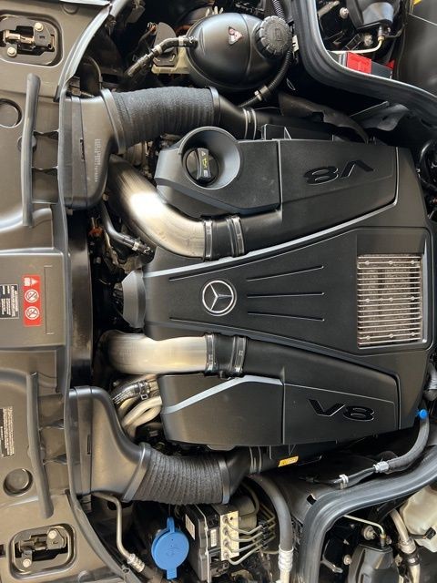Mercedes-Benz CLS-Class Vehicle Full-screen Gallery Image 40