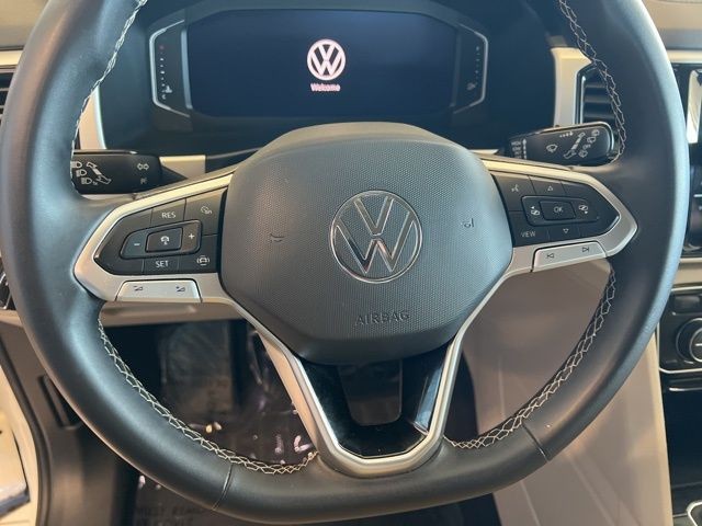 Volkswagen Atlas Vehicle Full-screen Gallery Image 31