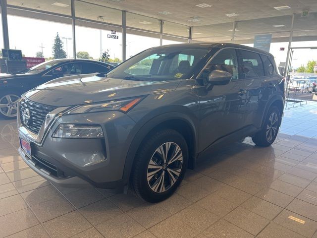 Nissan Rogue Vehicle Full-screen Gallery Image 16