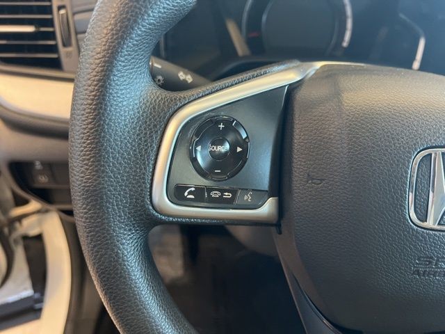Honda CR-V Vehicle Full-screen Gallery Image 24