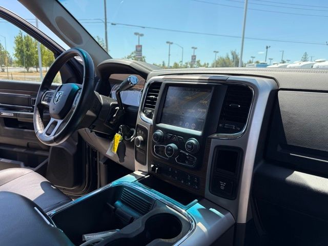 Ram 2500 Vehicle Full-screen Gallery Image 32